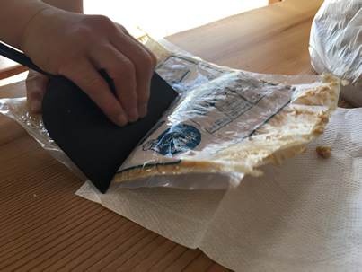 味噌づくり_大豆と麹を混ぜ合わせる①